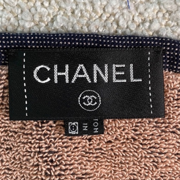 Authentic Chanel Coco Beach Set in Pink & Navy Bag Pouch & Towel - Picture 10 of 15